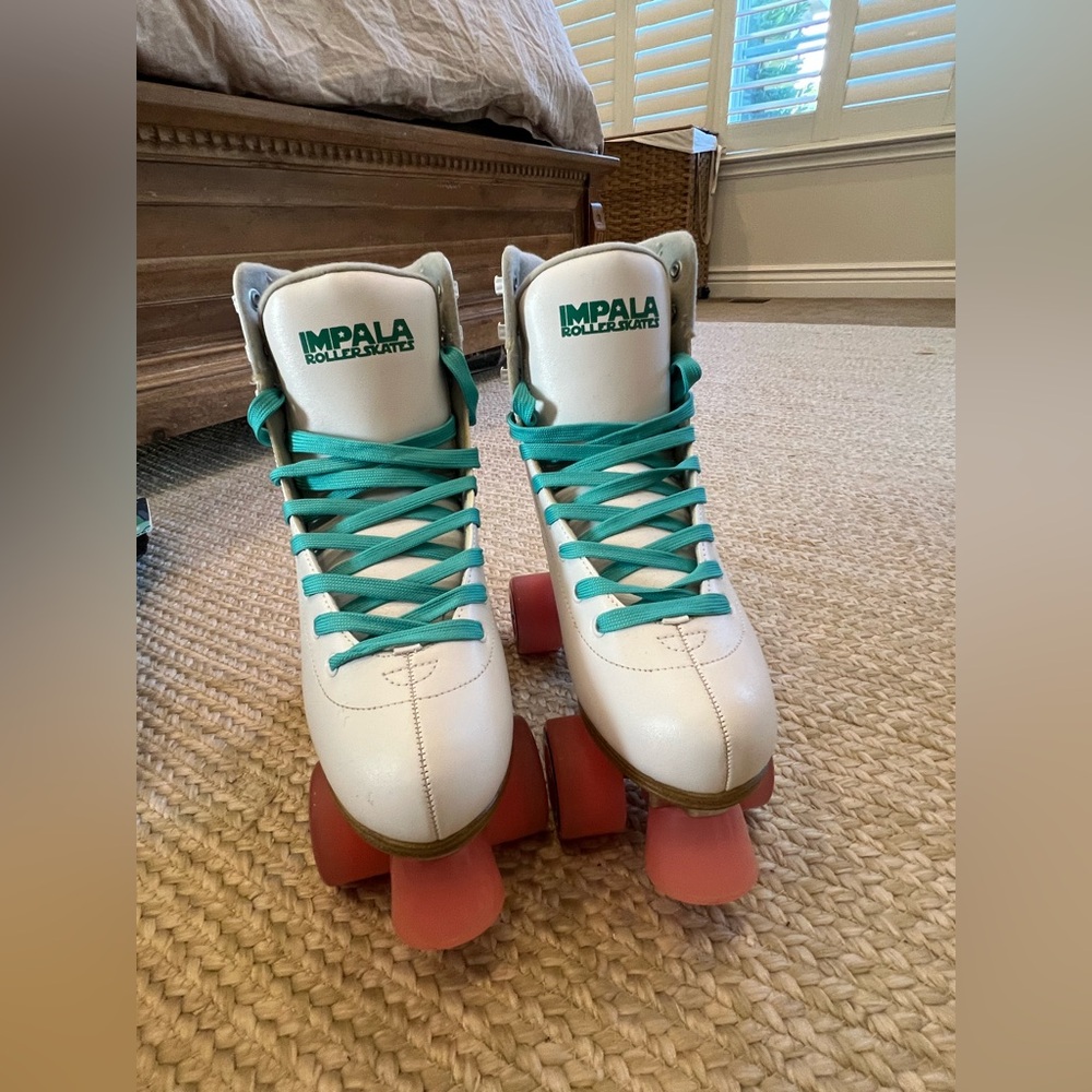 Impala Women's White and Teal Roller Skates